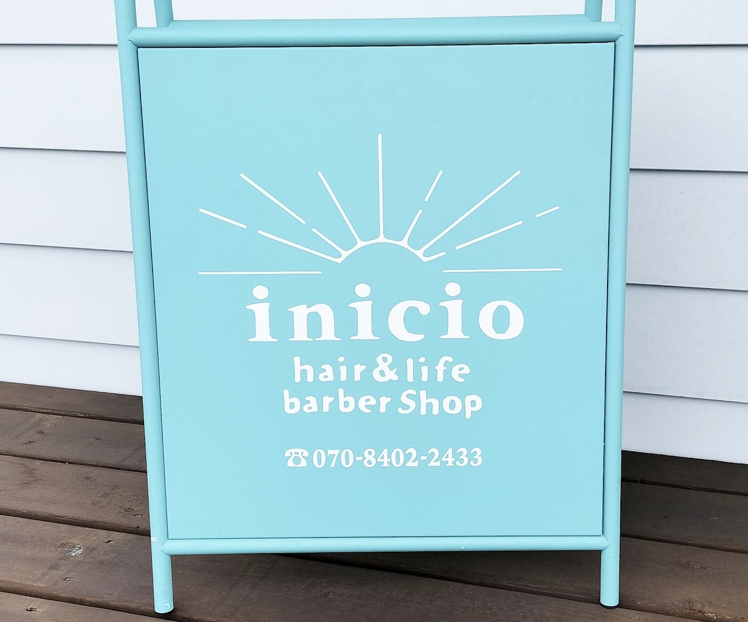 inicio mint A-frame sign